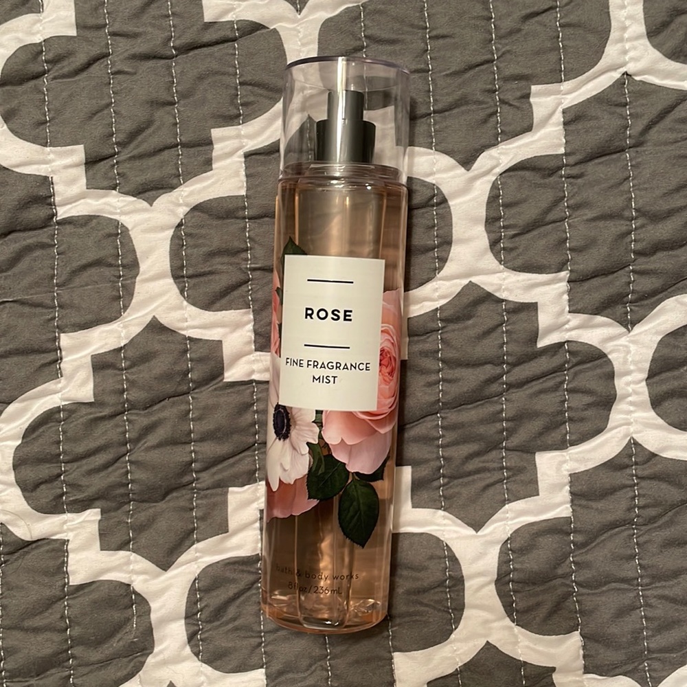 Rose body mist